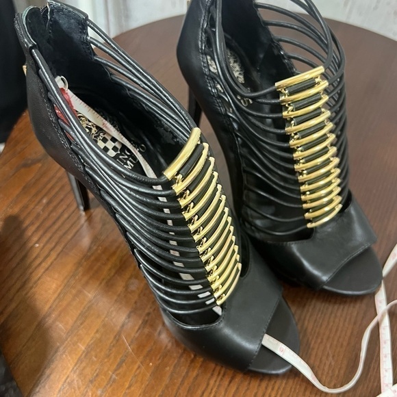 VINCE CAMUTO REESE black nappa leather gladiator high 4” sandals ins Size 7 NIB - Picture 12 of 16